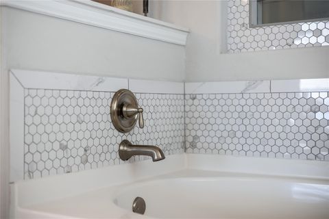 Tiny photo for 7805 Turnback Ledge TRL, Lago Vista, TX 78645 (MLS # 3890759)