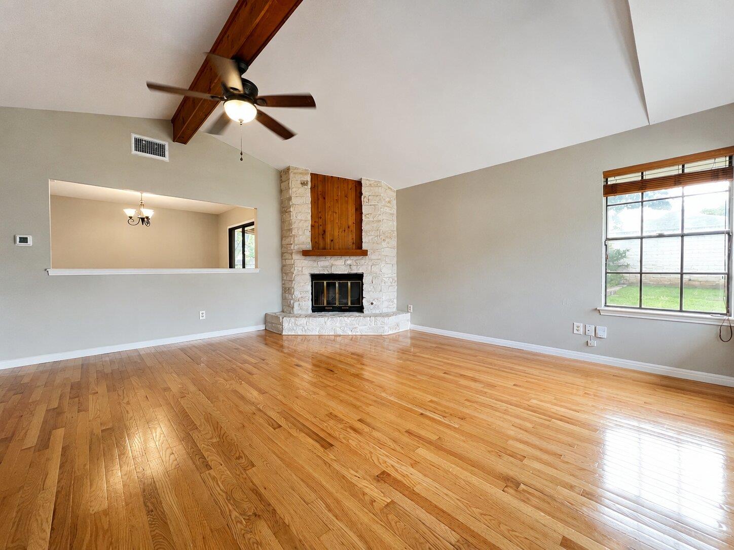 3603 Palomar LN