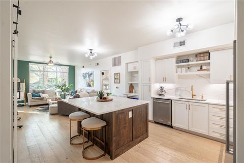 Photo of 54 Rainey ST #314, Austin, TX 78701 (MLS # 5156148)