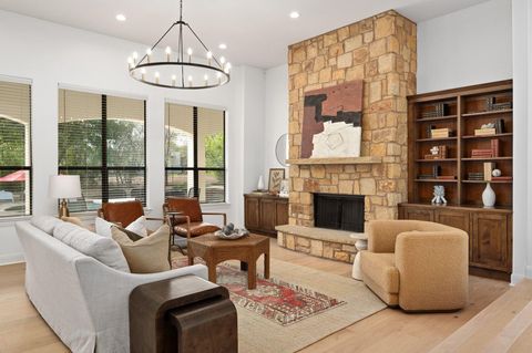 Photo of 7201 Bowditch DR, Austin, TX 78730 (MLS # 8412516) Photo of 7201 Bowditch DR, Austin, TX 78730 (MLS # 8412516)