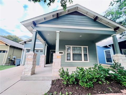 Photo of 2400 Independence DR, Austin, TX 78745 (MLS # 2593292)