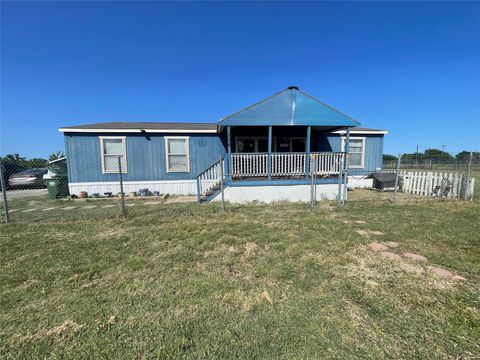 Photo of 106 Brown Pelican DR, Del Valle, TX 78617 (MLS # 4529773)