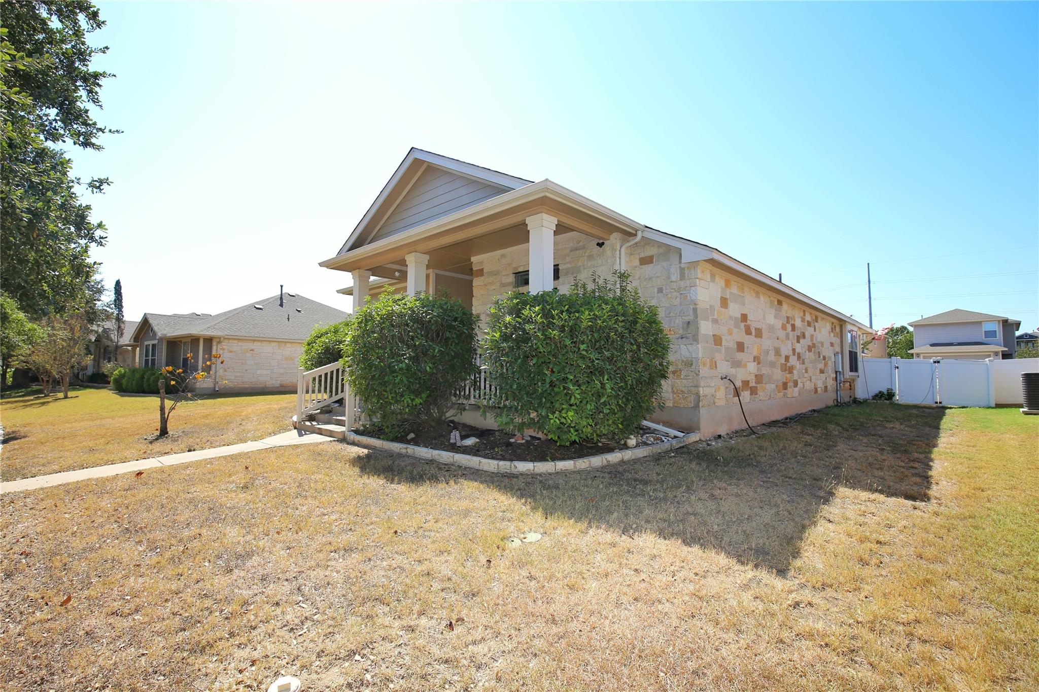 1511 Main ST