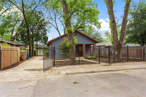 Photo of 74 Julius ST, Austin, TX 78702 (MLS # 7661918)