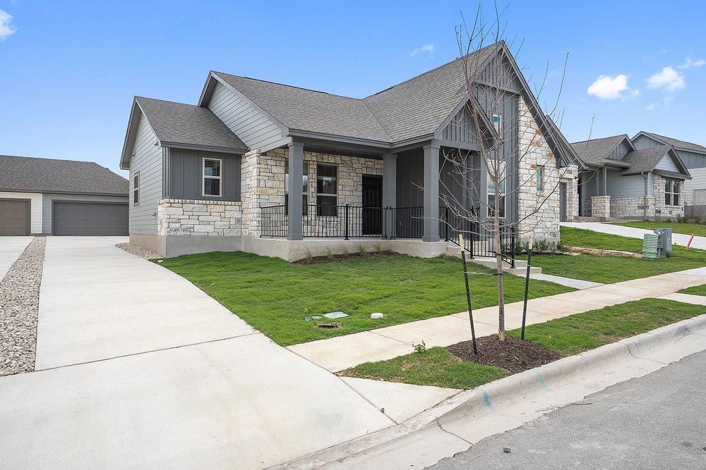 137 Tenny LN