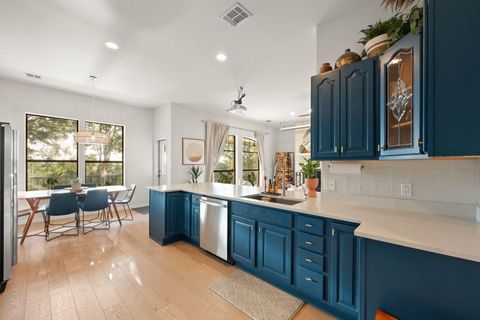 Tiny photo for 3720 Pawnee PASS S, Austin, TX 78738 (MLS # 9823271)
