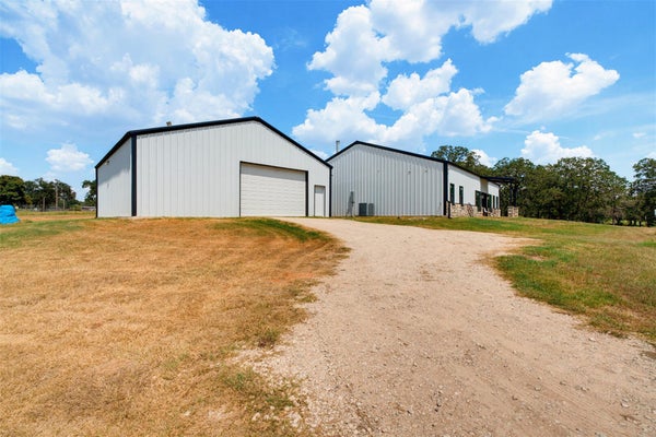 16905 FM 112, THRALL, TX 76578 - Image 144e048a55b0c6cadff24eceb0d6c430/2397708213