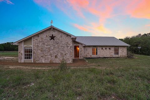 102 Rocky Creek RD Dripping Springs TX 78620