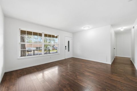 Tiny photo for 9504 Hansford DR, Austin, TX 78753 (MLS # 5610305)