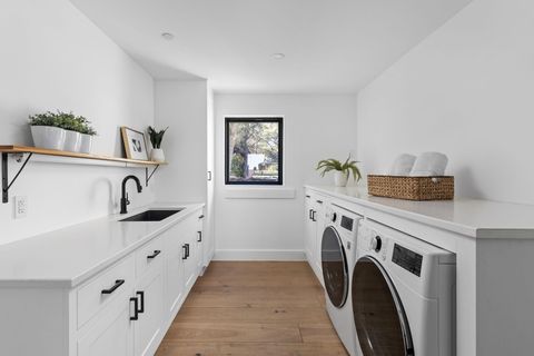 Tiny photo for 302 Buckeye TRL, West Lake Hills, TX 78746 (MLS # 4517633)