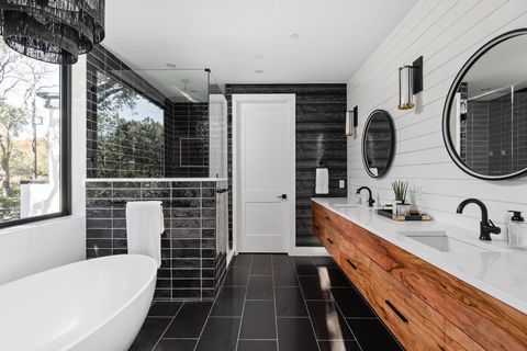 Tiny photo for 302 Buckeye TRL, West Lake Hills, TX 78746 (MLS # 4517633)