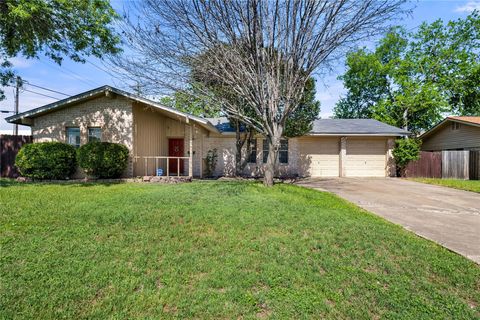 8900 Pointer LN Austin TX 78758