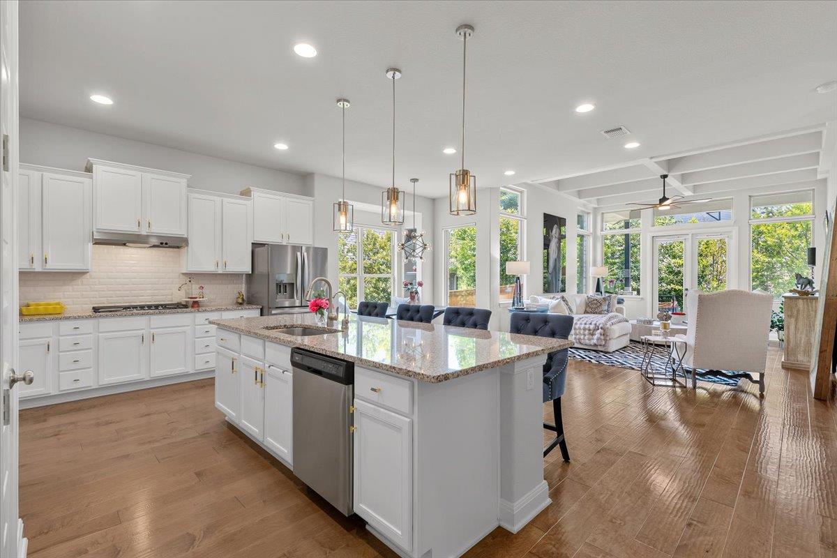 1300 Deering Creek DR