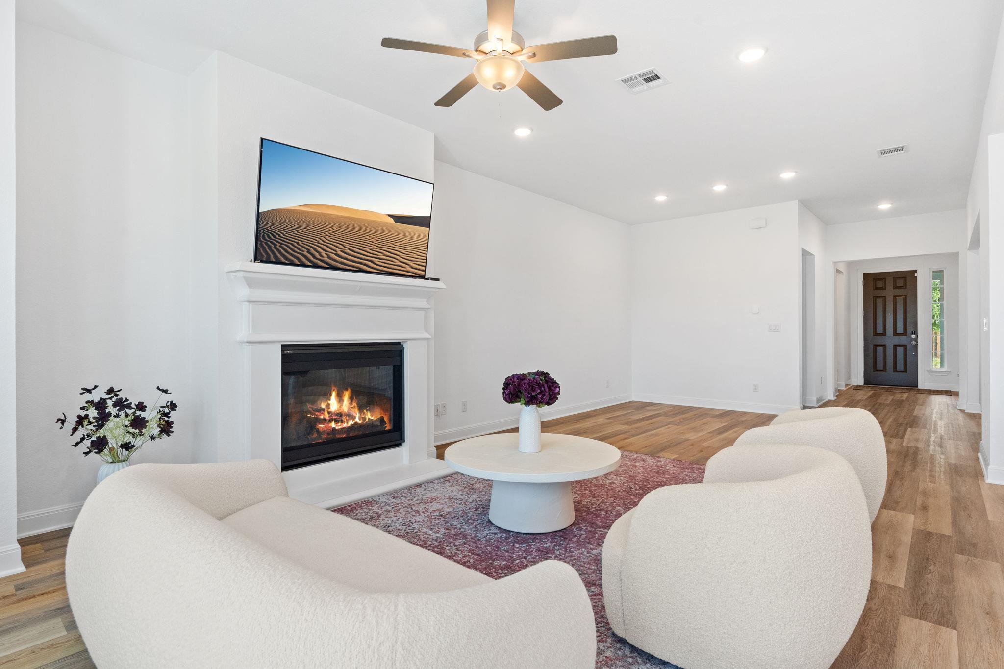 5713 Alamosa Clearing DR