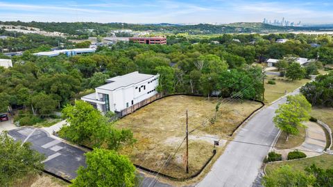 6300 Forest Hills DR Austin TX 78746