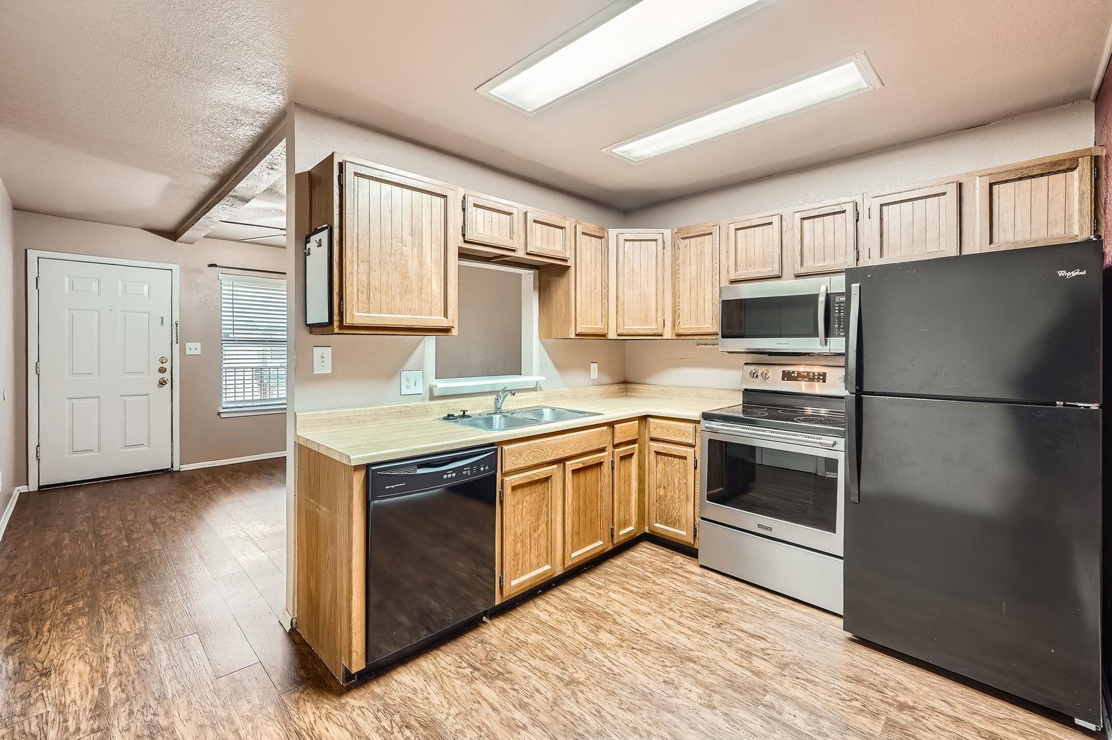 San Marcos, Texas 78666, United States, 2 Bedrooms Bedrooms, ,2 BathroomsBathrooms,Residential,Active,85279