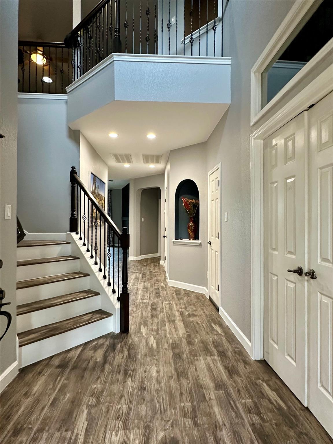 11620 Running Brush LN