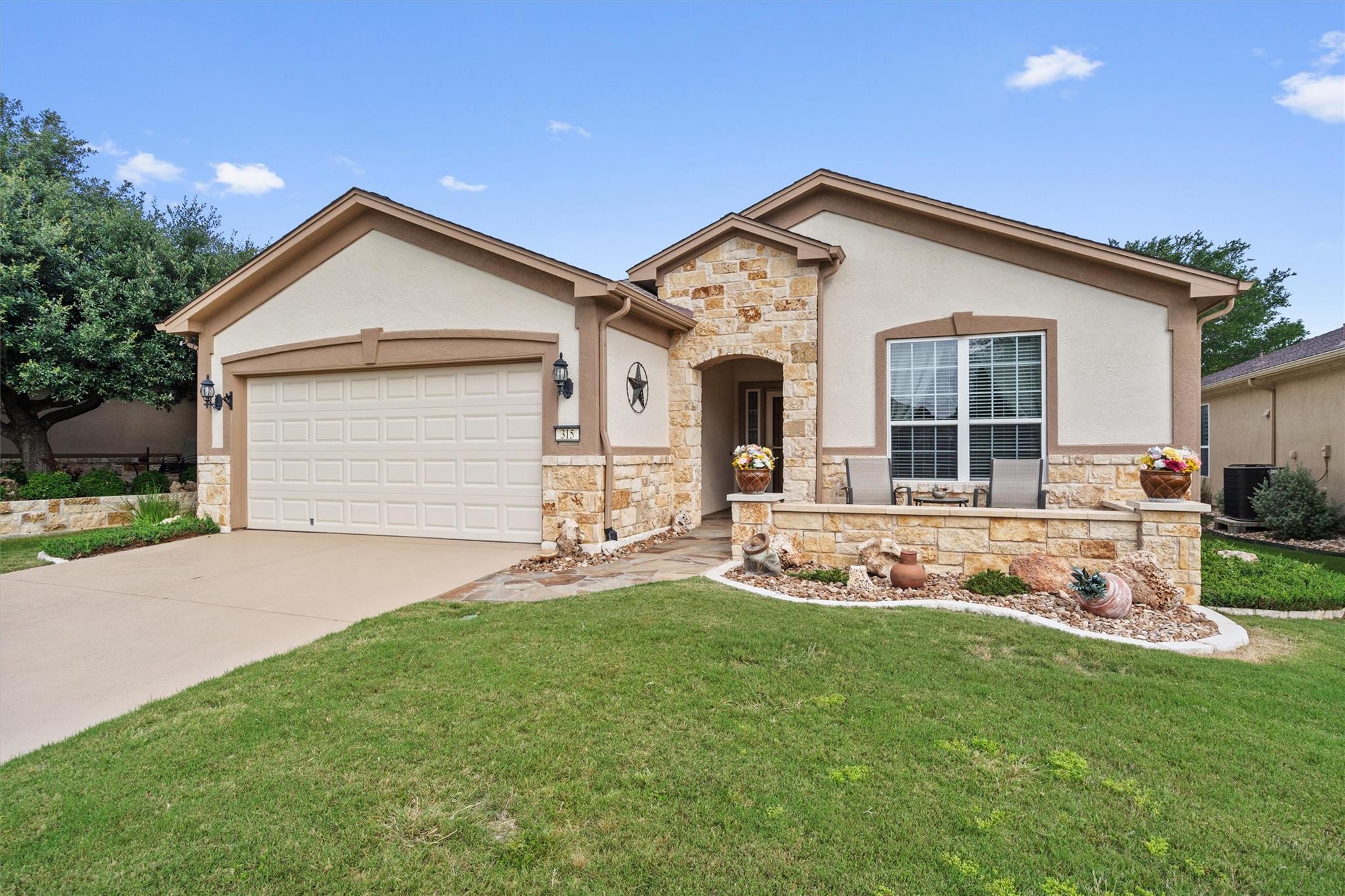 315 Cooper Lake DR