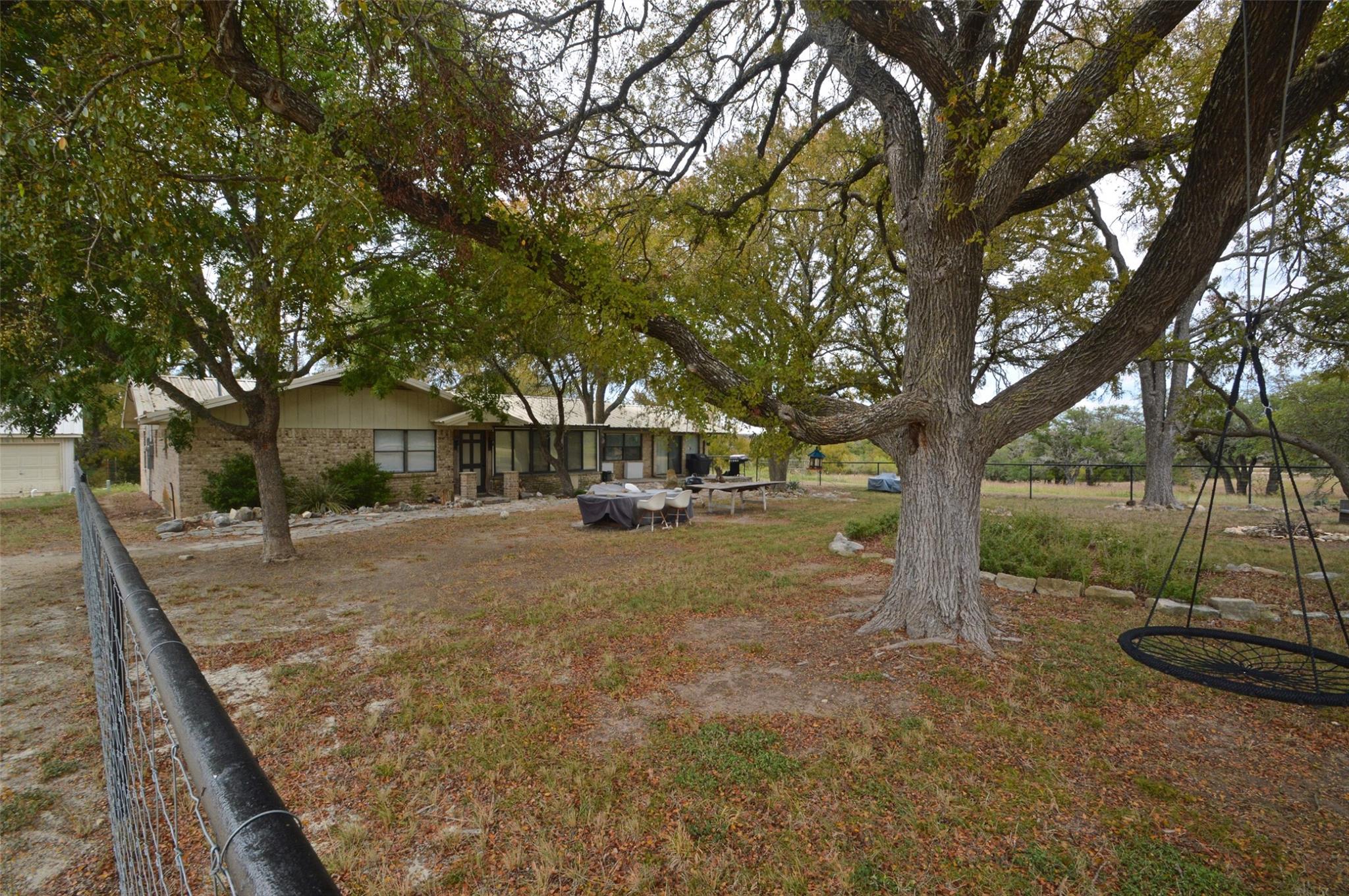 385 County Road 2806 RD