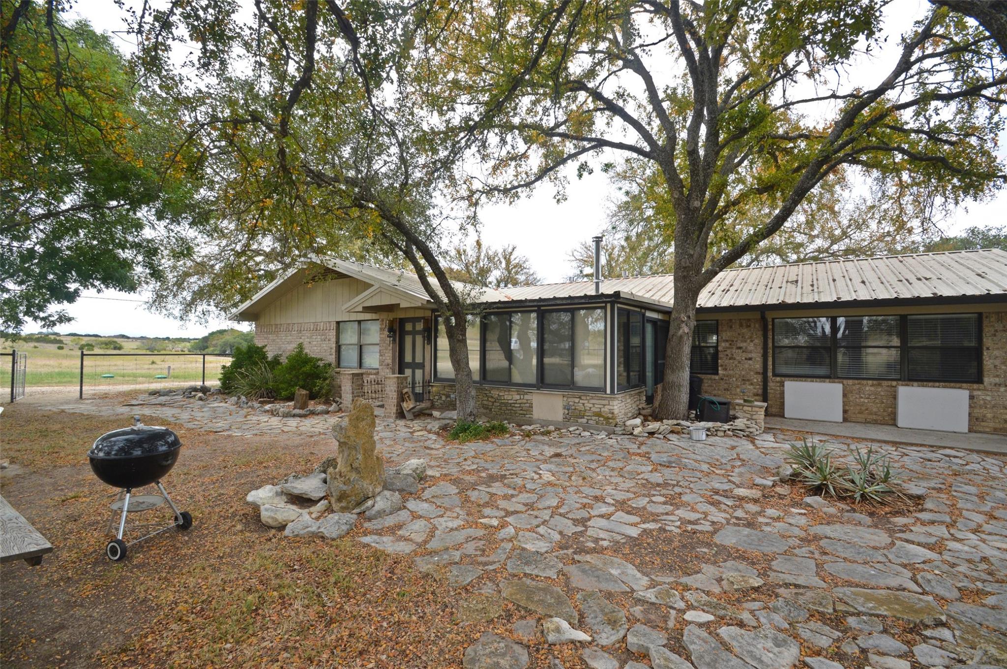 385 County Road 2806 RD