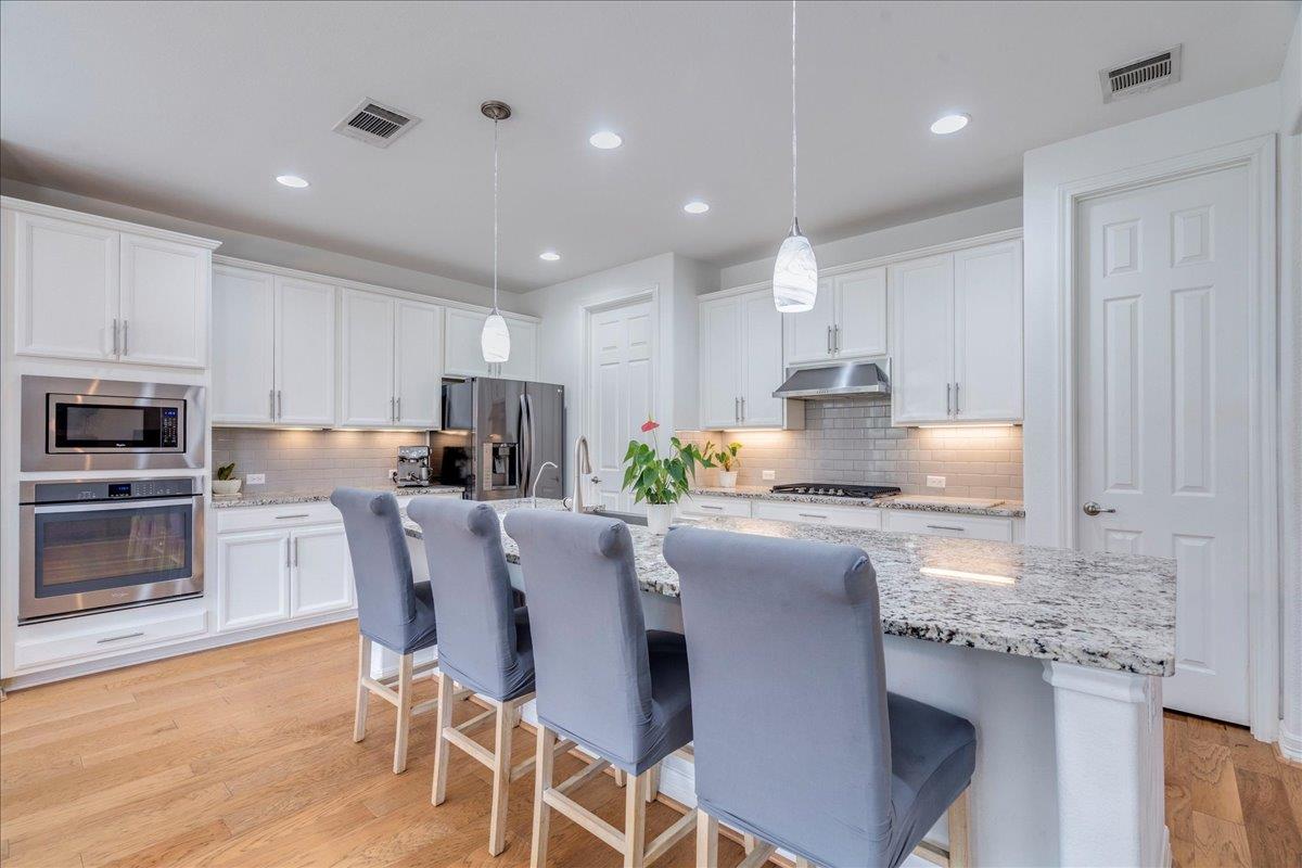 19619 Summit Glory TRL