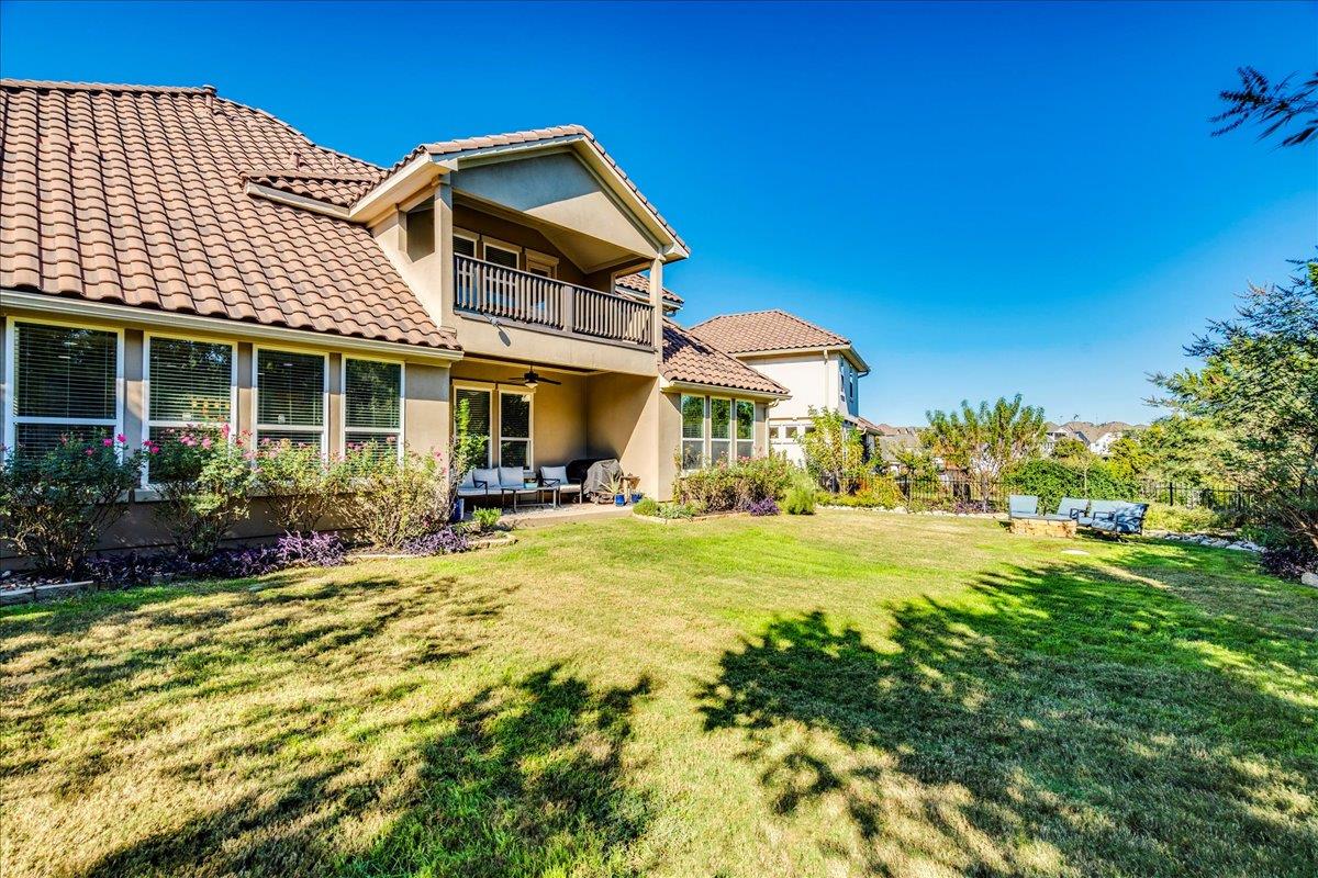 19619 Summit Glory TRL