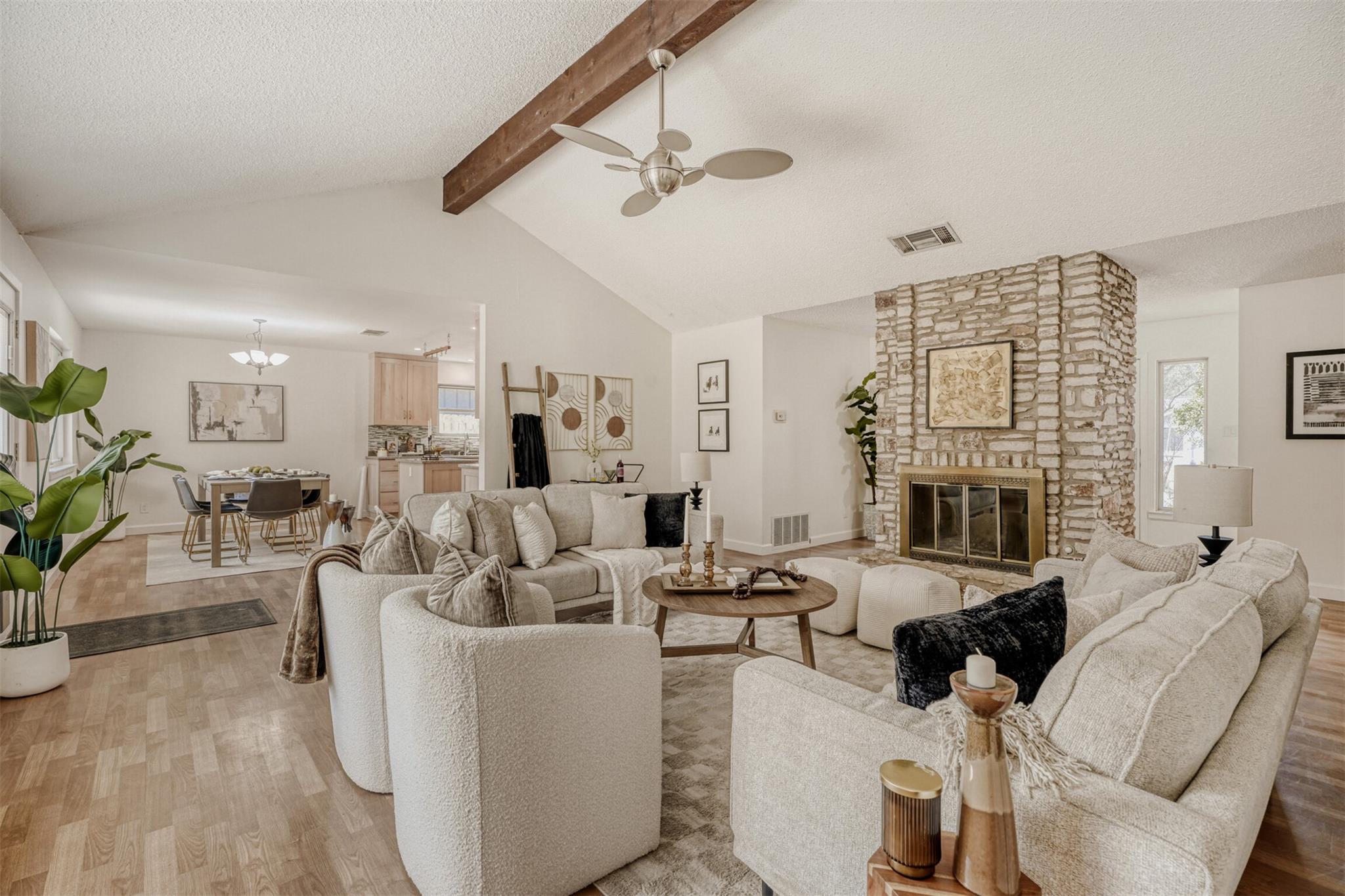 6701 Stage Coach TRL