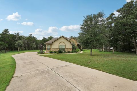 Photo of 126 Spanish TRL, Bastrop, TX 78602 (MLS # 3117252)