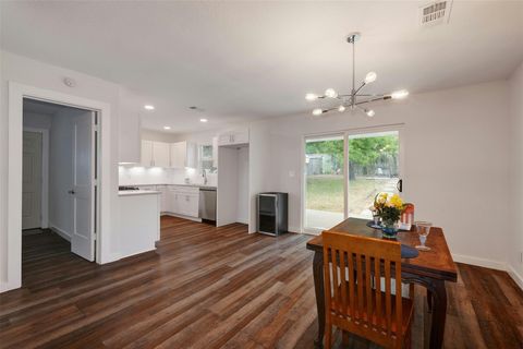 Tiny photo for 5401 Wellington DR, Austin, TX 78723 (MLS # 6681989)