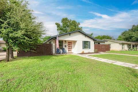 Tiny photo for 1607 Sweetbriar Ave, Austin, TX 78723 (MLS # 2242481)