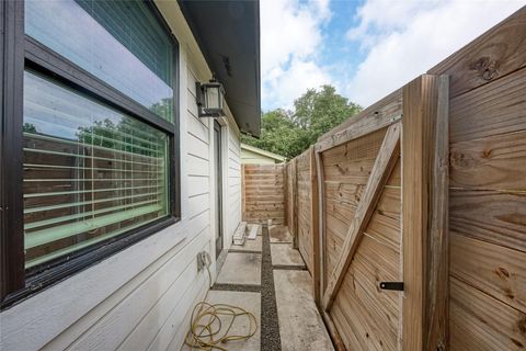 Tiny photo for 1607 Sweetbriar Ave, Austin, TX 78723 (MLS # 2242481)
