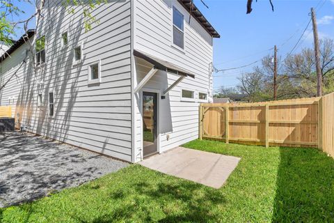 Tiny photo for 1212 Poquito ST #1, Austin, TX 78702 (MLS # 5064101)
