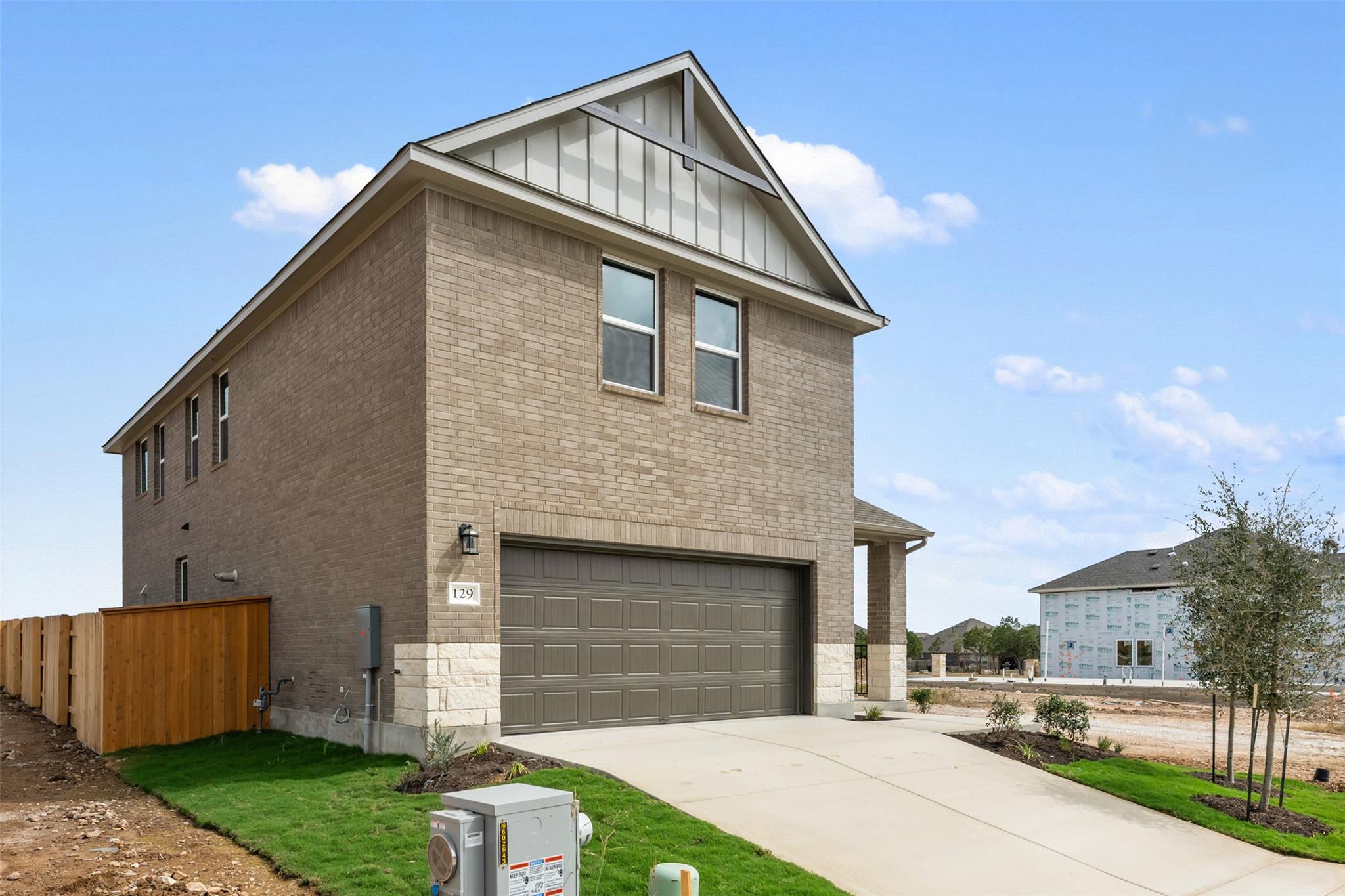 129 Knockout Rose DR