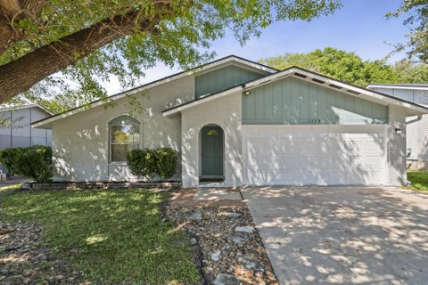 Photo of 1729 Cricket Hollow DR, Austin, TX 78758 (MLS # 7346770)