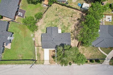 Tiny photo for 2938 Pecan Springs RD, Austin, TX 78723 (MLS # 6679060)
