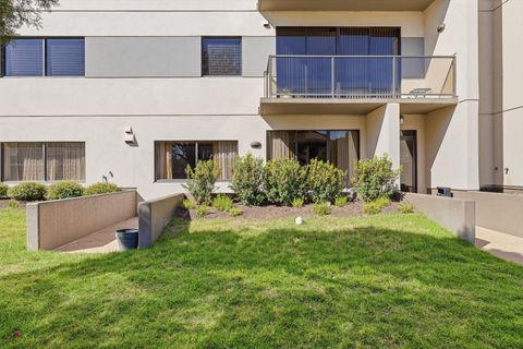Tiny photo for 40 N Interstate 35 Highway N #1B3, Austin, TX 78701 (MLS # 9250150)