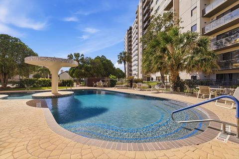 Tiny photo for 40 N Interstate 35 Highway N #1B3, Austin, TX 78701 (MLS # 9250150)