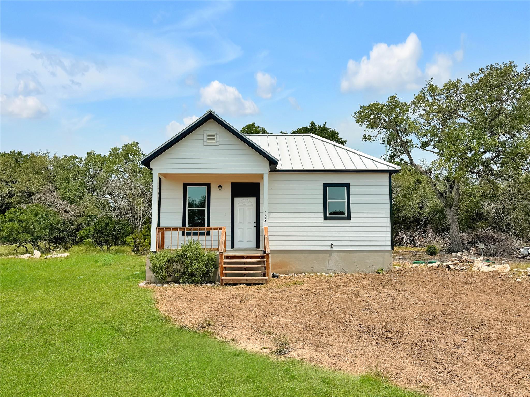 1637 Bob White DR