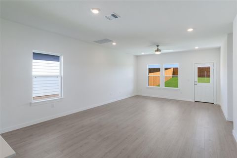 Tiny photo for 9605 Oxbow Strap DR, Austin, TX 78724 (MLS # 5103926)