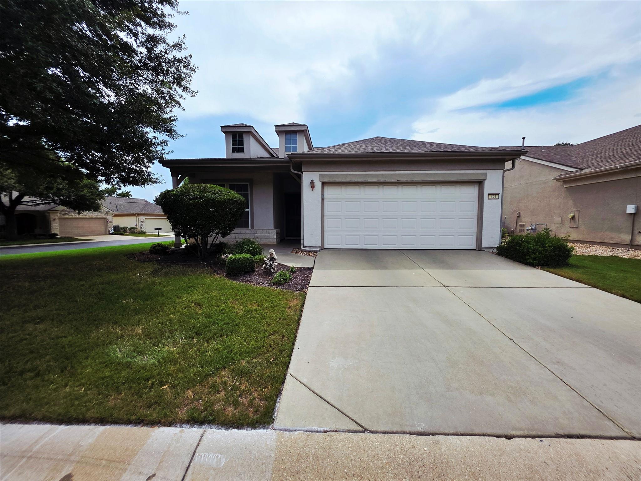 201 Yosemite RD