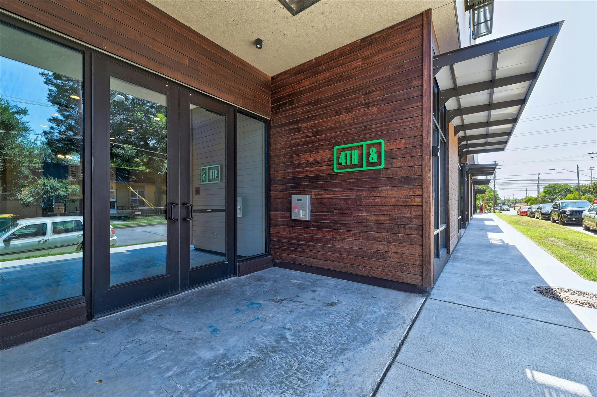 1800 E 4th ST 303