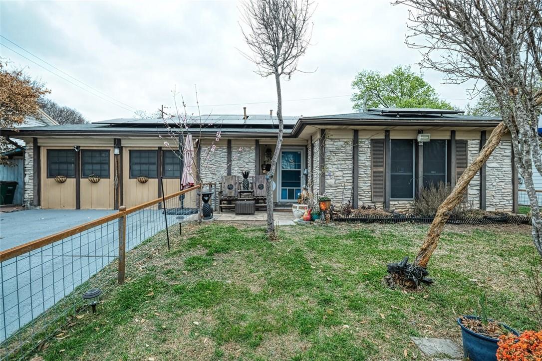 2704 Clarkdale LN