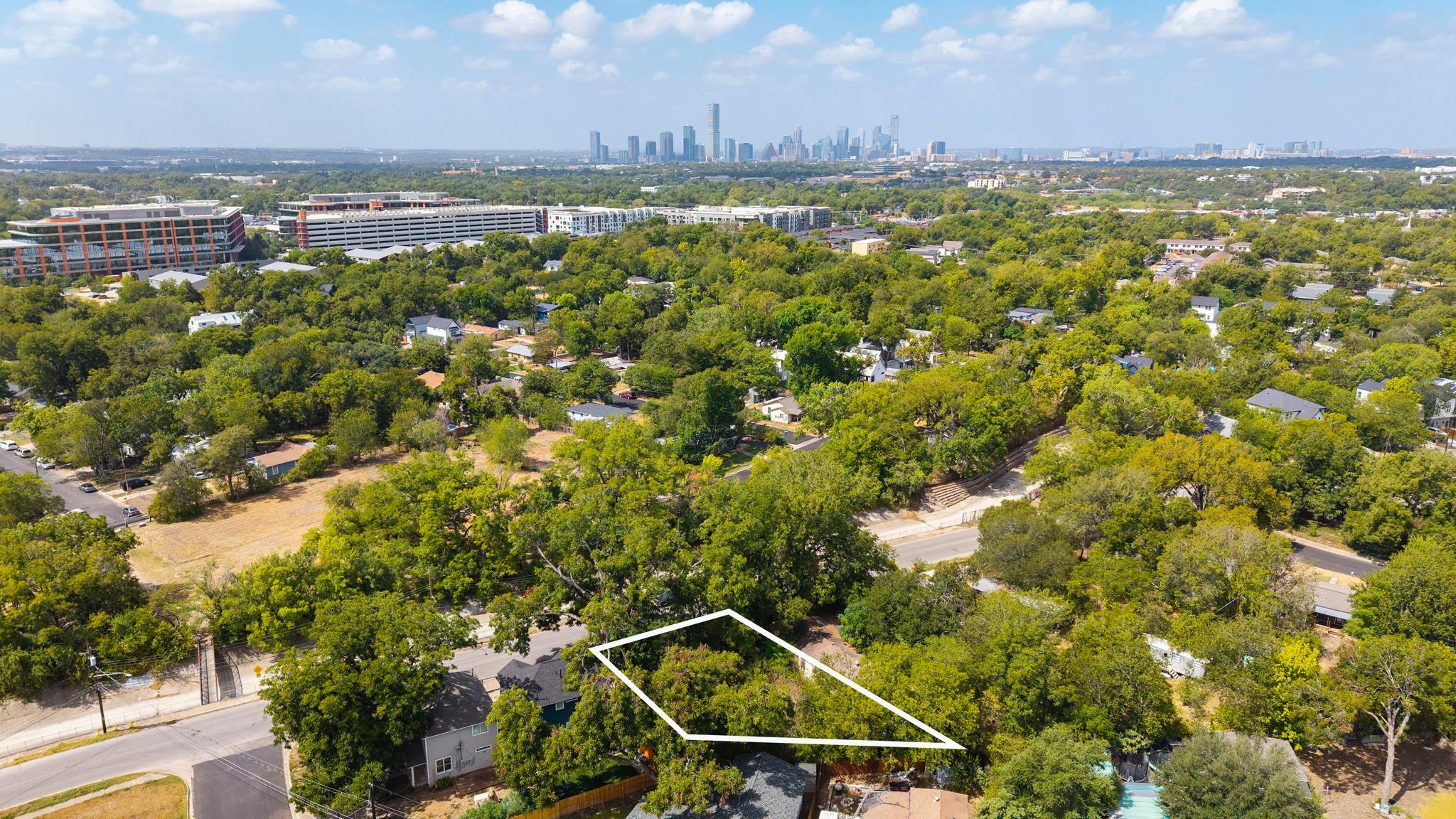4910 Sara DR