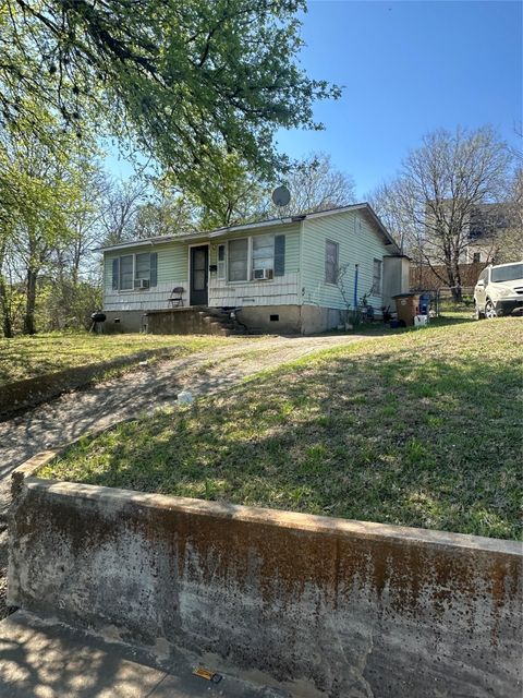 5003 Heflin LN Austin TX 78721