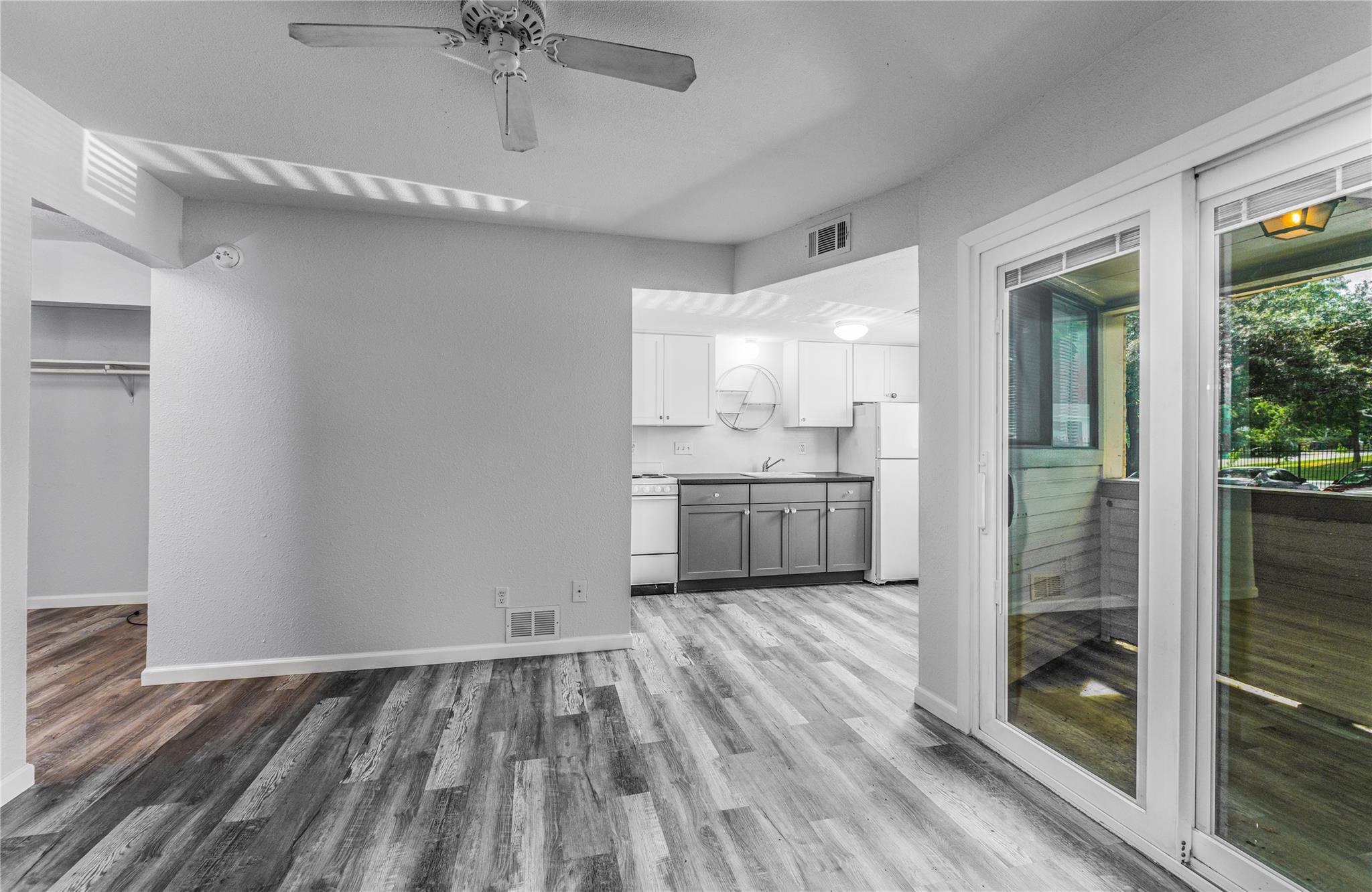 2500 Burleson RD 502