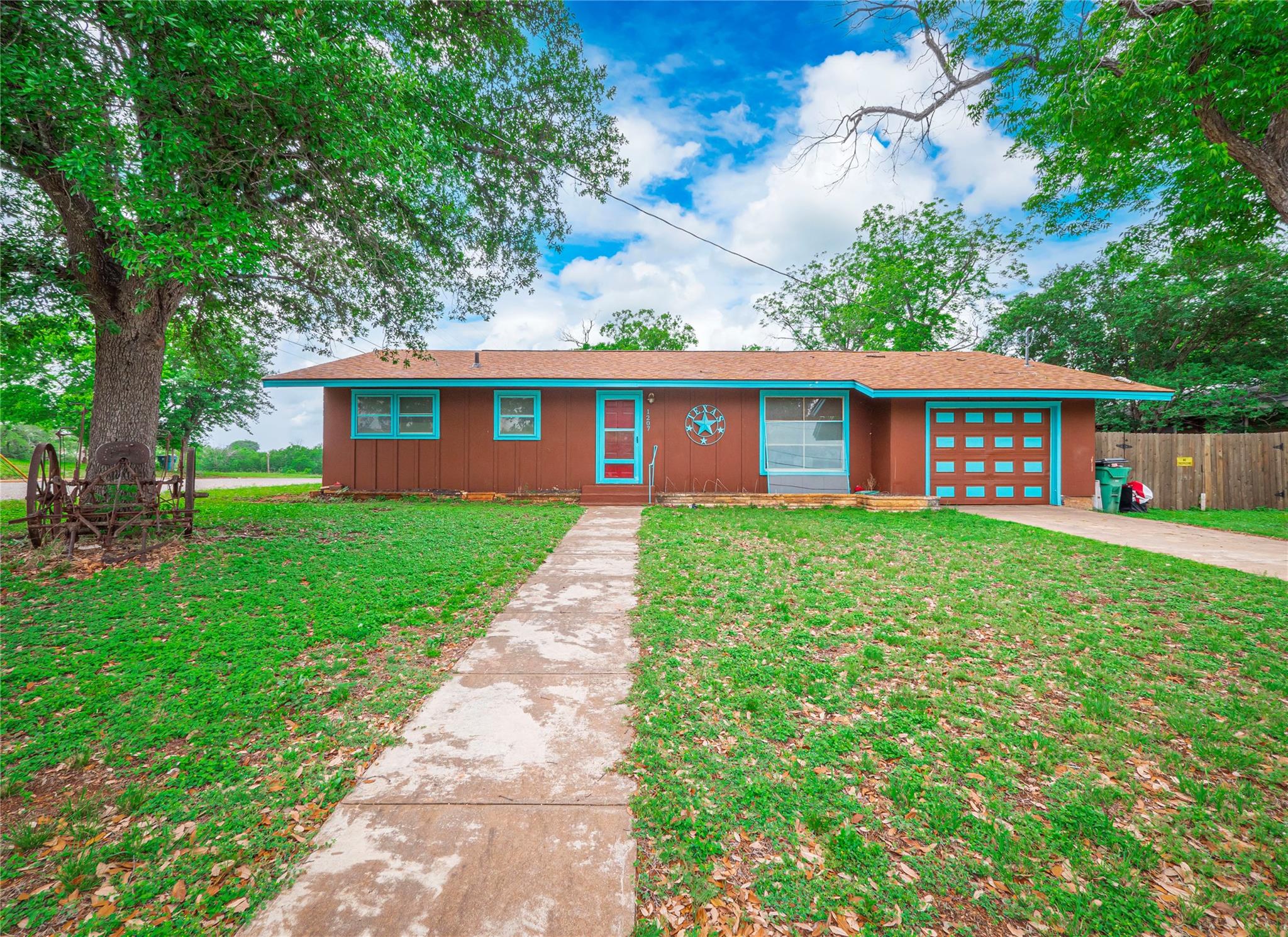 Listing image 3