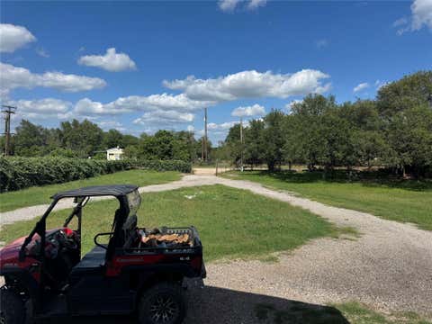 Photo of 307 Ella LN, Dripping Springs, TX 78620 (MLS # 4764259)