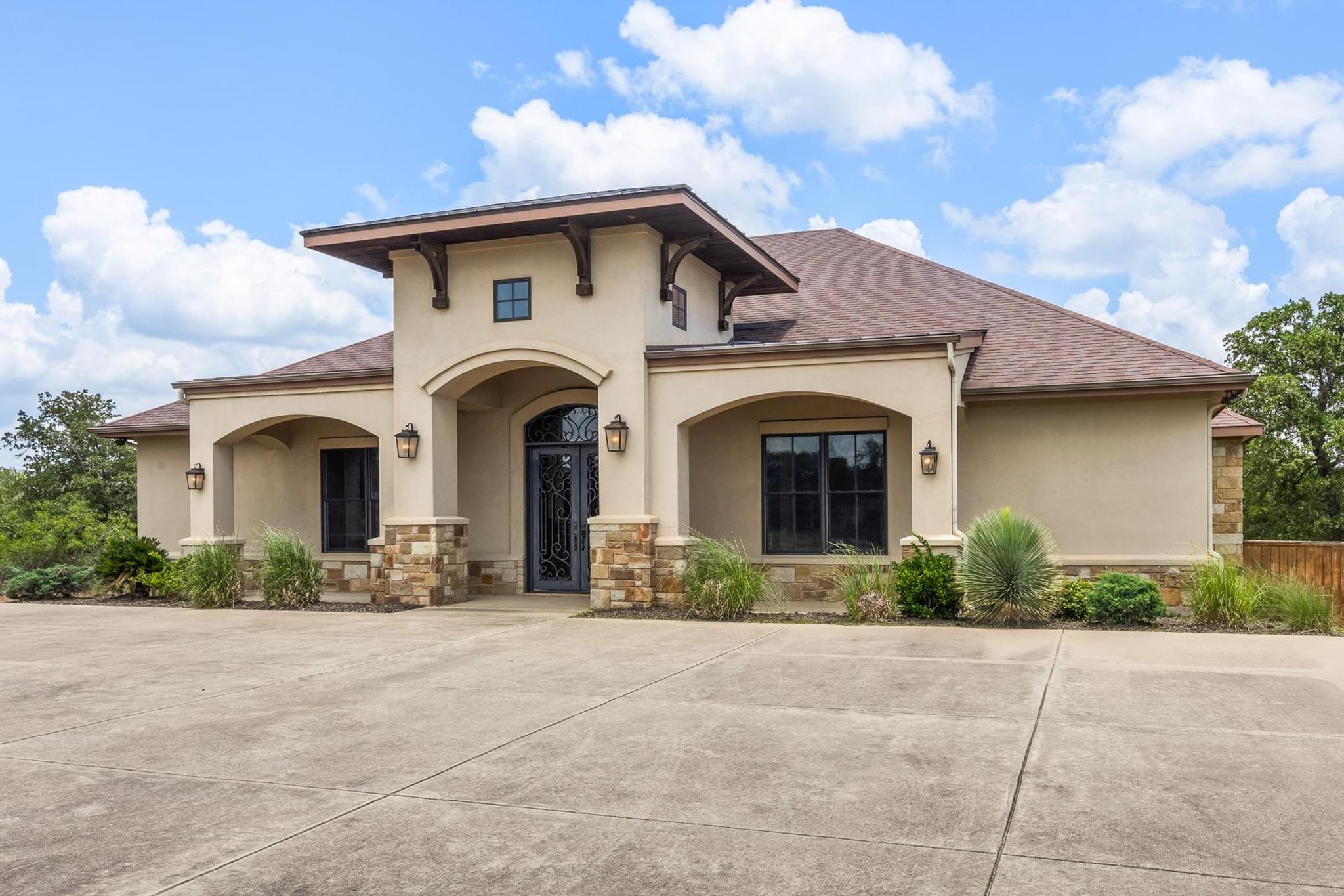 105 Applewood DR