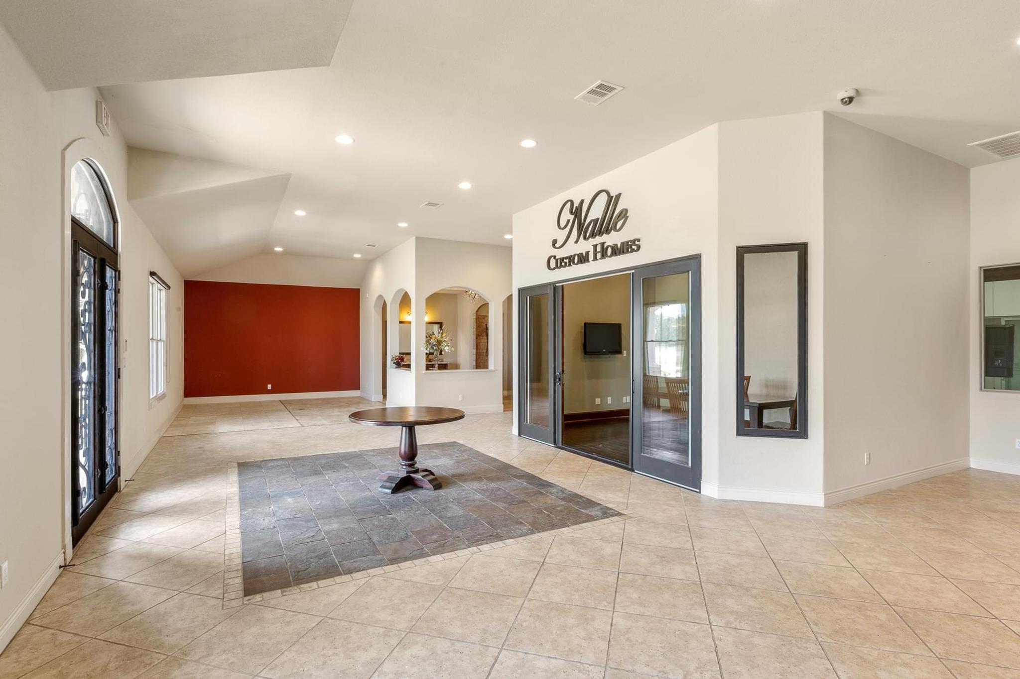 105 Applewood DR