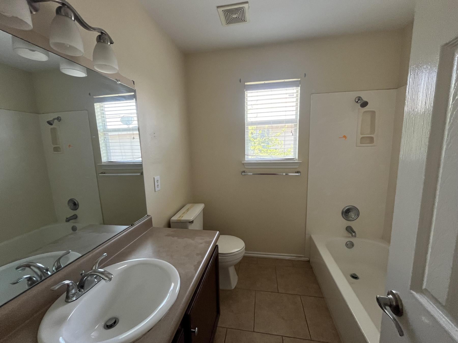 12708 La Paz LN
